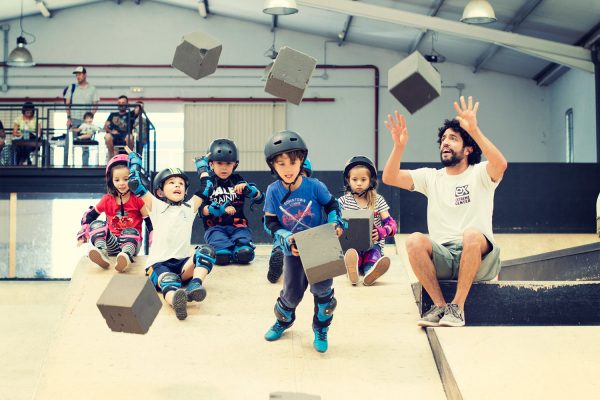 Clases Skate Extreme Center Lanzarote. Clases de Skate para todos los niveles y todas la edades. Aprende a patinar con nosotros